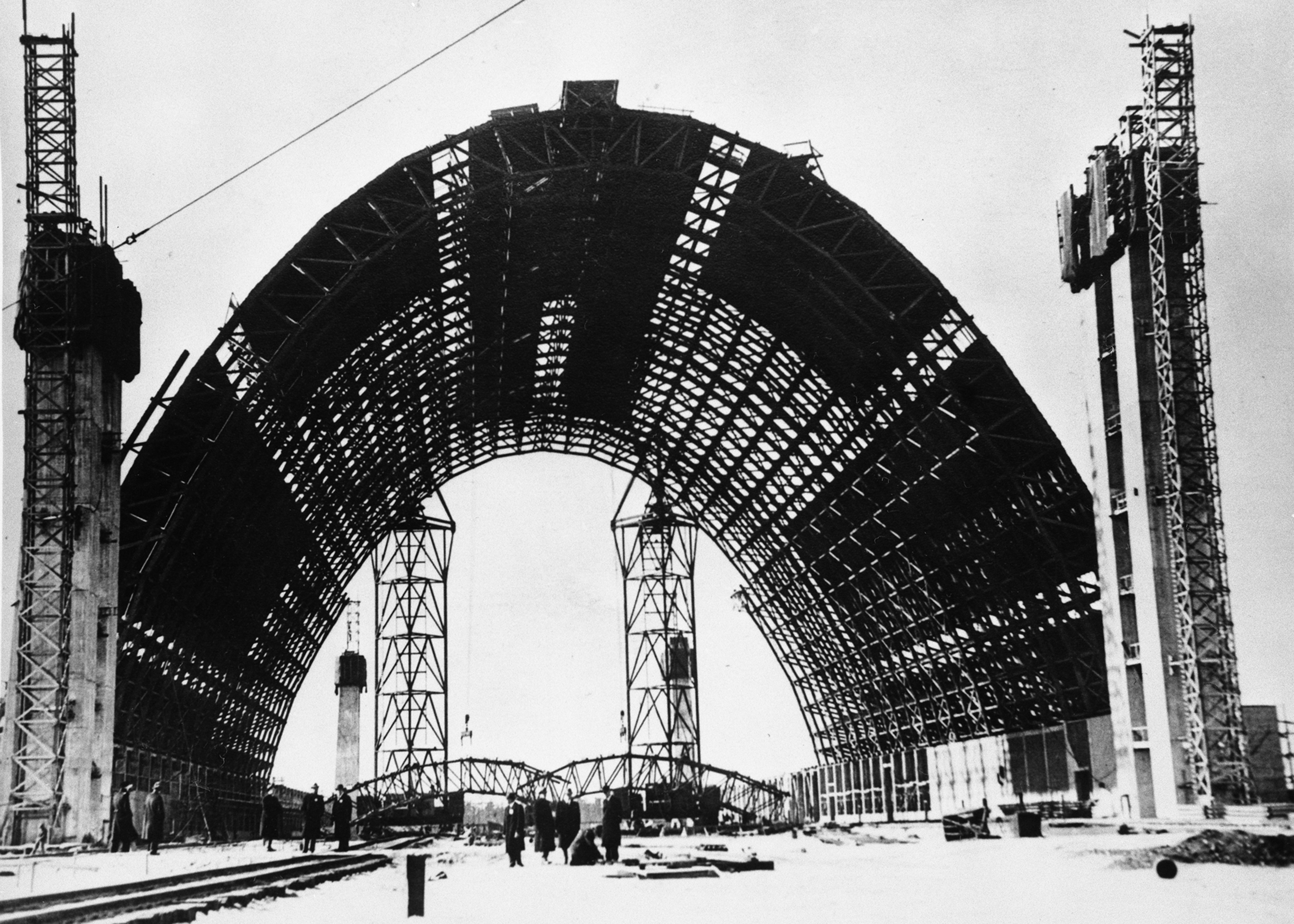 Historic Tustin hangars under construction
